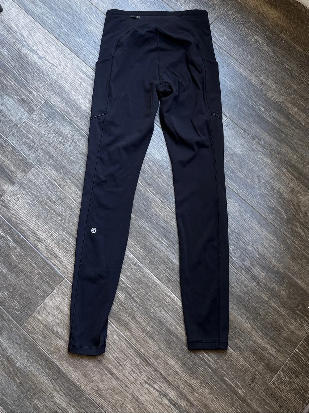 lululemon athletica Black Workout Leggings with Hidden Pocket sz 4